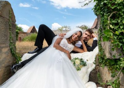 Hochzeit, lachen, fröhlichkeit, Fotoshooting, Hochzeitsfotograf, fotogräfin, bilderschön, weildueswertbist, bilderschoenludwigsburg, angelikapeetz, beautyful, girlpower, female, fotografie, glücklich, schwarzweiss, brautpaar